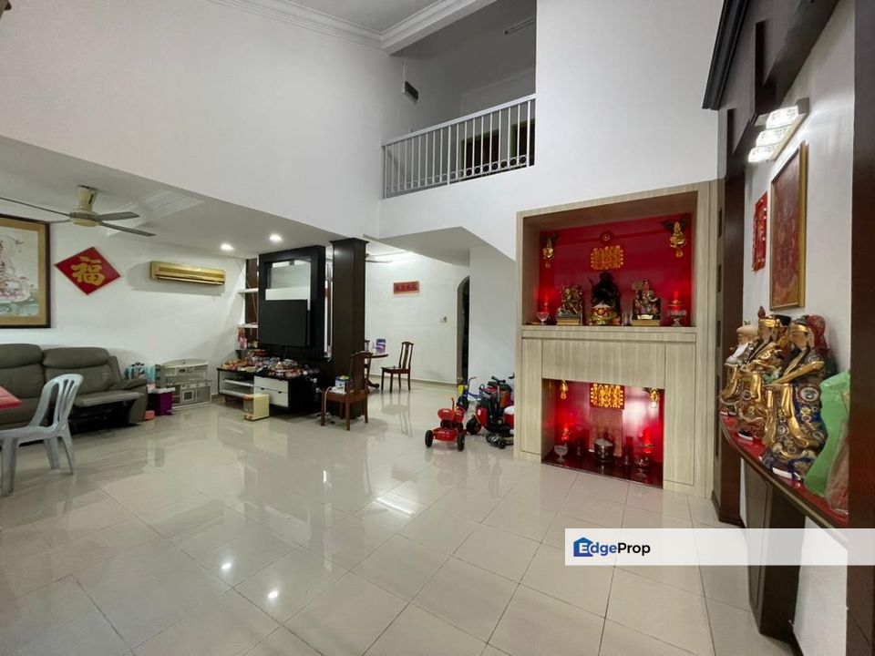 Freehold 1.5 storey landed house unblock view and renovated at bandar putra kulai, Johor, Kulai