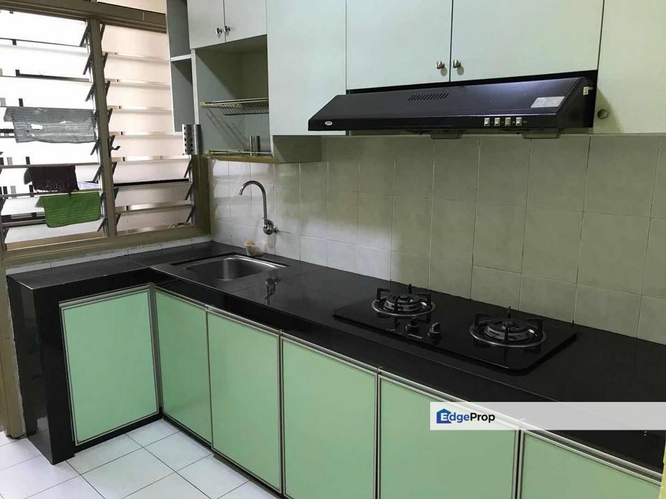 Freehold full loan 3 room apartment at nusa perdana gelang patah, Johor, Gelang Patah
