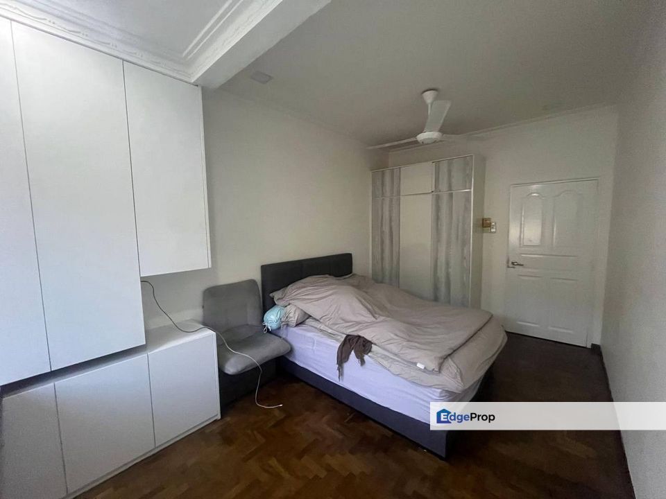 Freehold double storey landed house renovated at taman bukit indah iskandar puteri, Johor, Bukit Indah