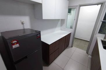 Seasons Luxury Apartments @ Amara Larkin