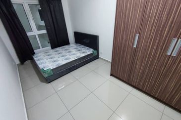 Seasons Luxury Apartments @ Amara Larkin