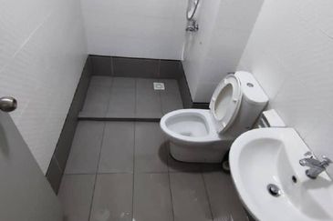 Seasons Luxury Apartments @ Amara Larkin