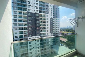 Seasons Luxury Apartments @ Amara Larkin