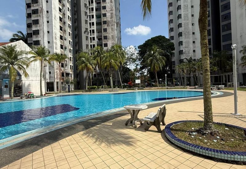 Mewah View Luxurious Apartments