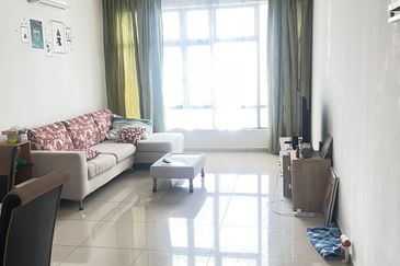 D'Summit Residences @ Kempas Utama