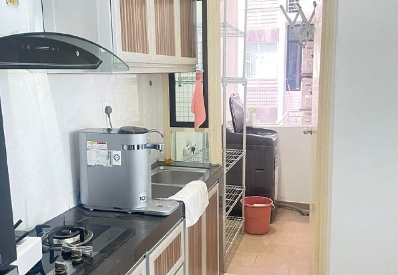 D'Summit Residences @ Kempas Utama