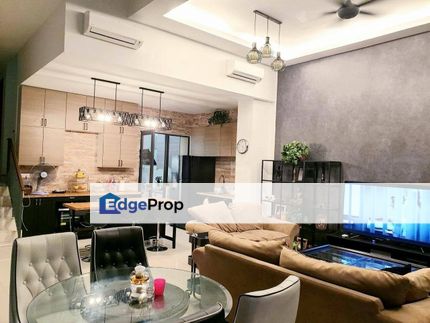 Double storey semi d renovated and guarded at sunway emerald residence iskandar puteri, Johor, 