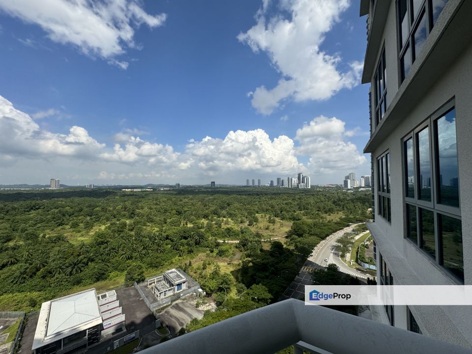 Freehold teega residence mid floor service apartment at puteri harbour iskandar puteri, Johor, Kota Iskandar