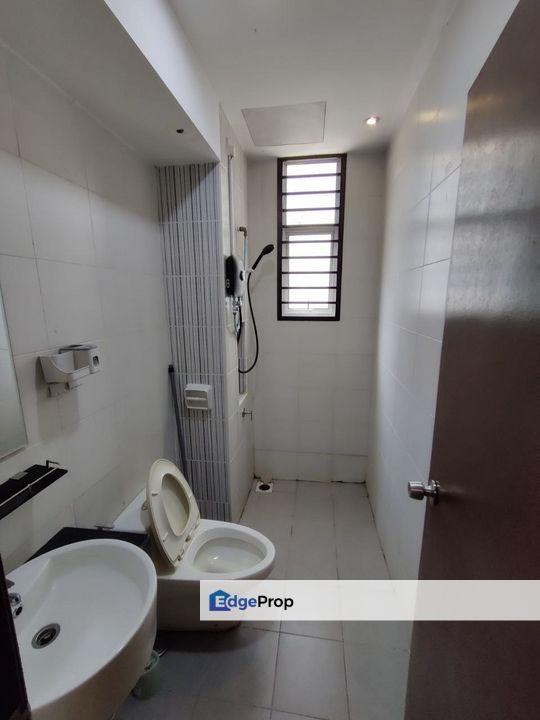 Full loan 3 room suriams apartment renovated at larkin johor bahru, Johor, Johor Bahru