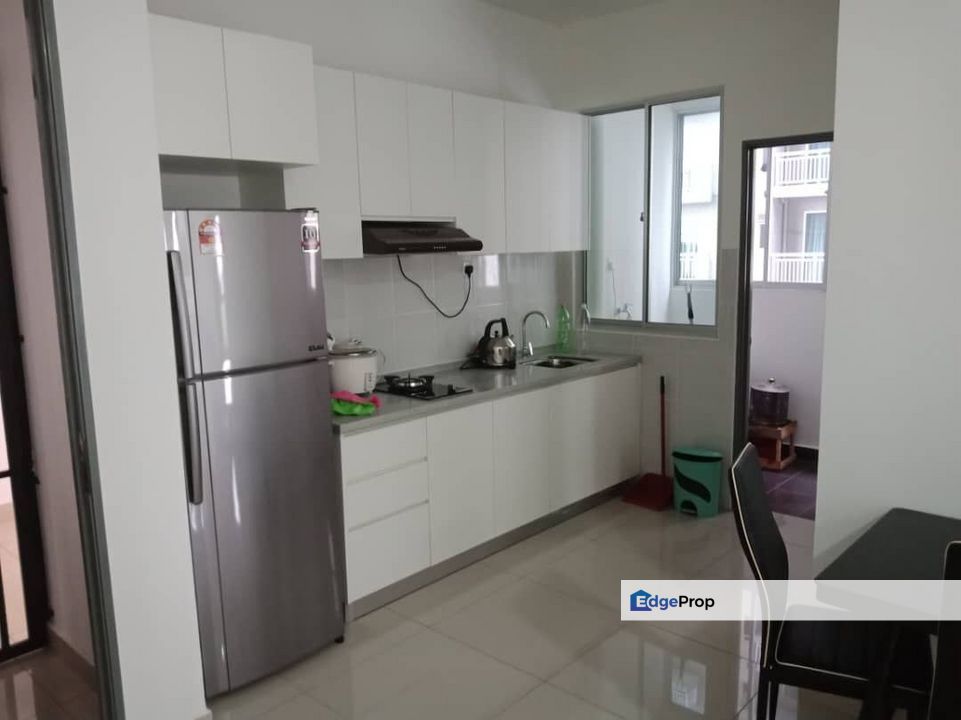 Full loan 1 room service apartment at the aliff residence tampoi skudai with fully furniture, Johor, Johor Bahru