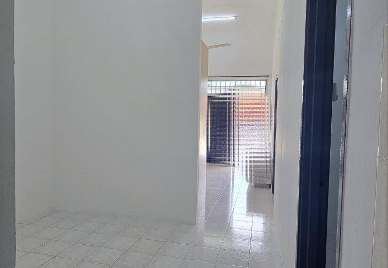 Jalan Timur, Nusajaya Mas