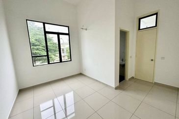 Garden Villa @ Bukit Indah 2