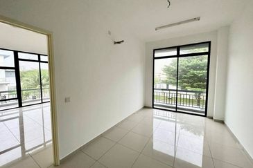 Garden Villa @ Bukit Indah 2