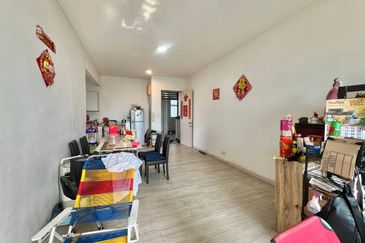 Dedaun Hijau (Greenfield Regency)