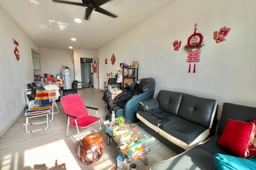 Dedaun Hijau (Greenfield Regency)