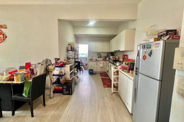 Dedaun Hijau (Greenfield Regency)