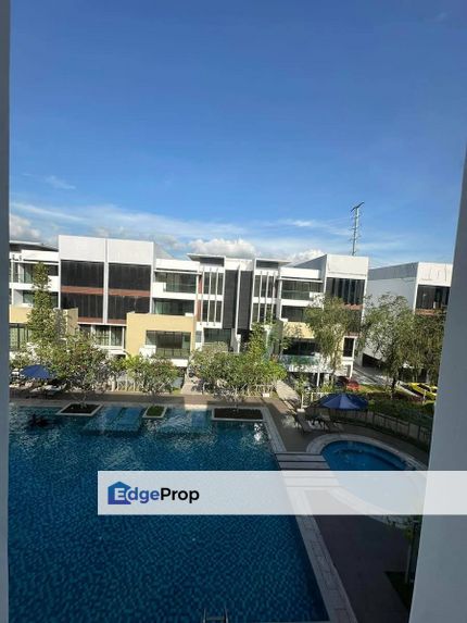 Partial furniture 4 room condominum at residensi ledang east ledang , Johor, East Ledang