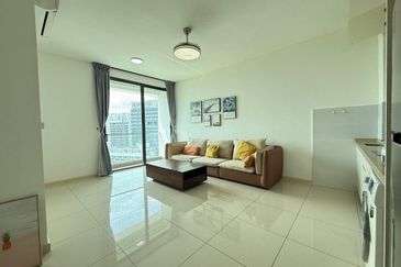 The M @ Medini Macrolink