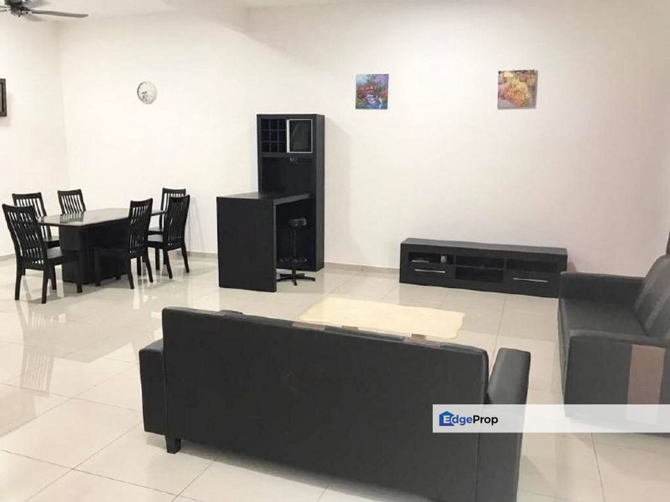 Freehold 2.5 storey terra house fully furniture and renovated at kempas utama skudai, Johor, Johor Bahru