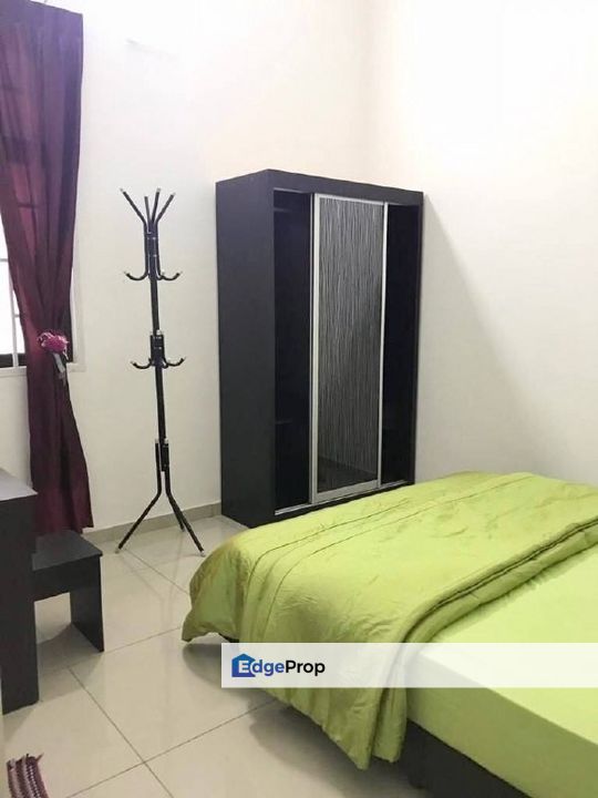 Freehold 2.5 storey terra house fully furniture and renovated at kempas utama skudai, Johor, Johor Bahru