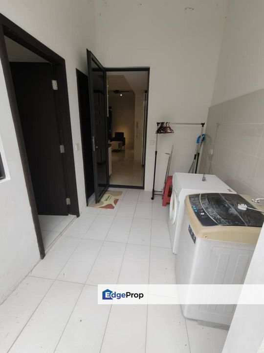 Double storey landed house renovated and guarded at avira medini iskandar, Johor, Nusajaya