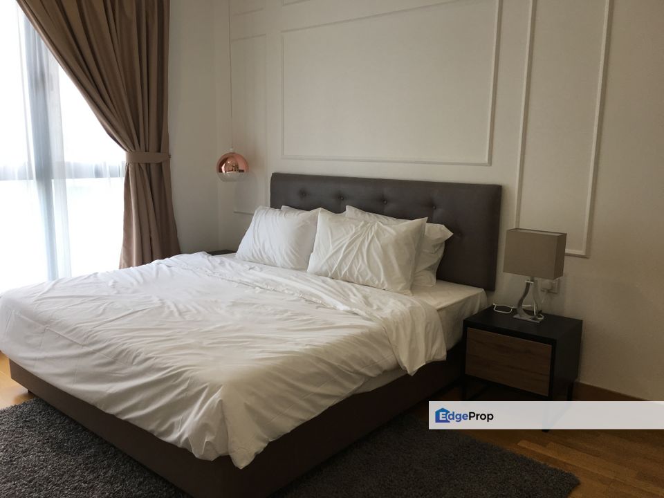 Freehold 2 room service apartment mid floor at teega residence puteri harbour iskandar puteri, Johor, Kota Iskandar