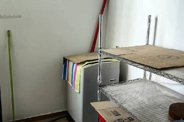 D'Summit Residences @ Kempas Utama