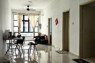 D'Summit Residences @ Kempas Utama