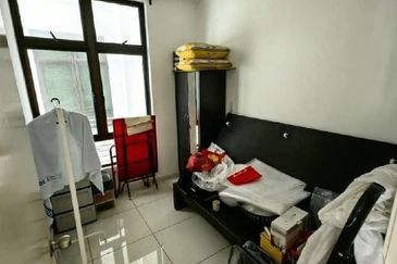 D'Summit Residences @ Kempas Utama