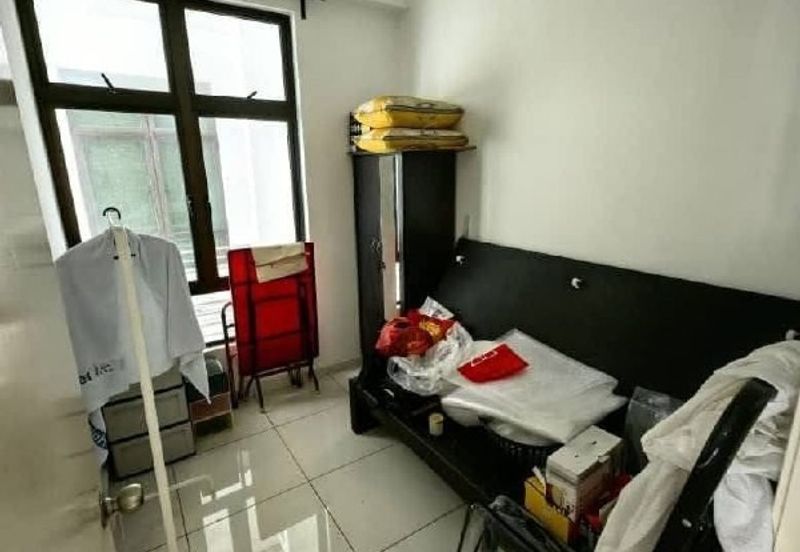 D'Summit Residences @ Kempas Utama