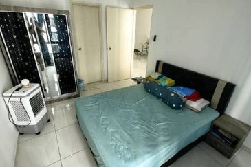 D'Summit Residences @ Kempas Utama