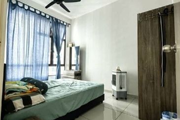 D'Summit Residences @ Kempas Utama