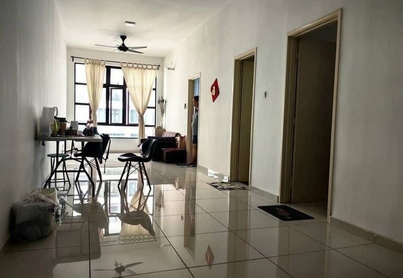 D'Summit Residences @ Kempas Utama