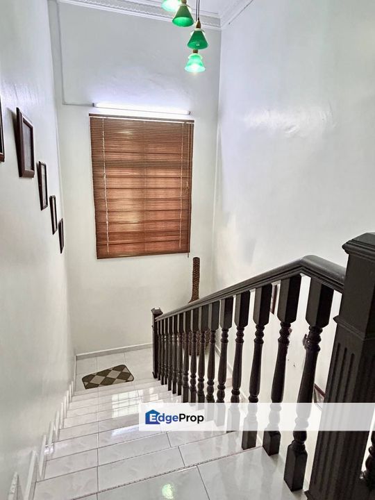 Freehold double storey bungalow renovated at taman bukit kempas skudai, Johor, Johor Bahru