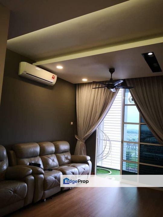 Freehold horizon residence service apartment fully renovated at taman bukit indah , Johor, Bukit Indah