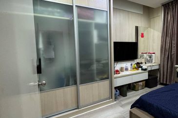 Dedaun Hijau (Greenfield Regency)