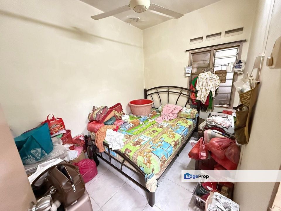 Freehold full loan double storey medium cost landed at pulai indah skudai, Johor, Kangkar Pulai