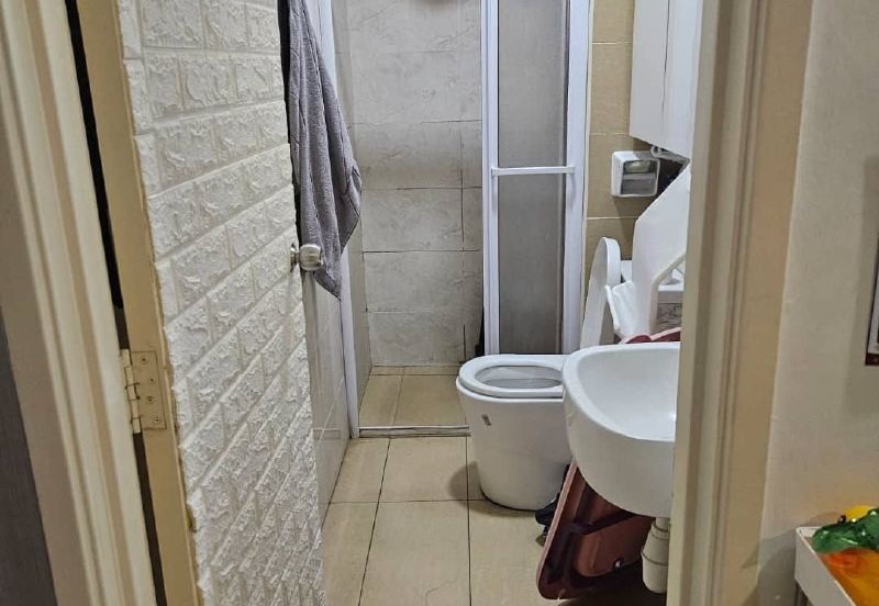 D'Summit Residences @ Kempas Utama