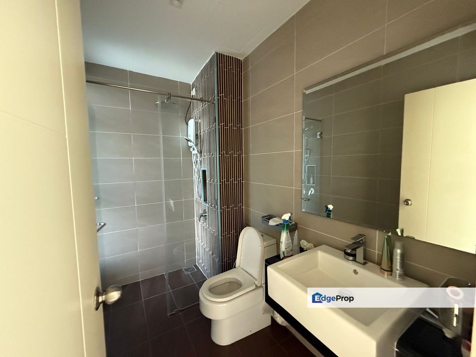 Double storey duplex partial furniture condominium at medini signature, Johor, Nusajaya