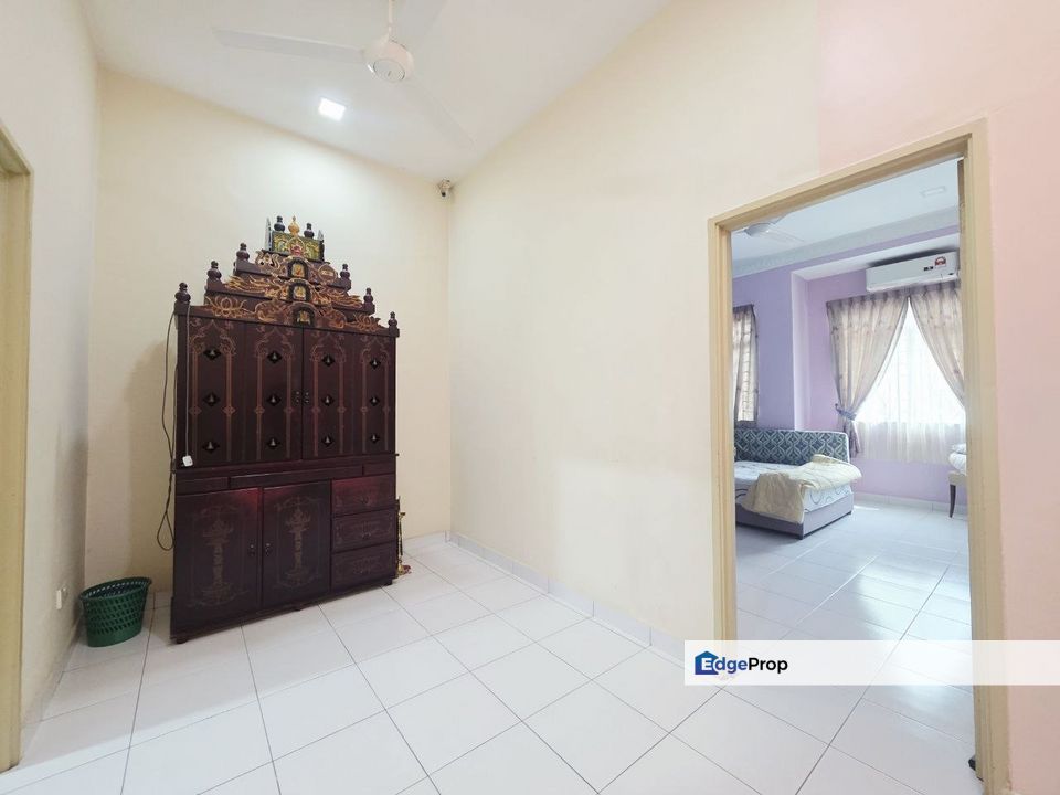 Freehold double storey landed house renovated at pulai jaya skudai, Johor, Kangkar Pulai