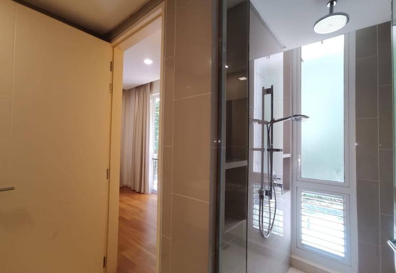 Emerald Bay @ Puteri harbour