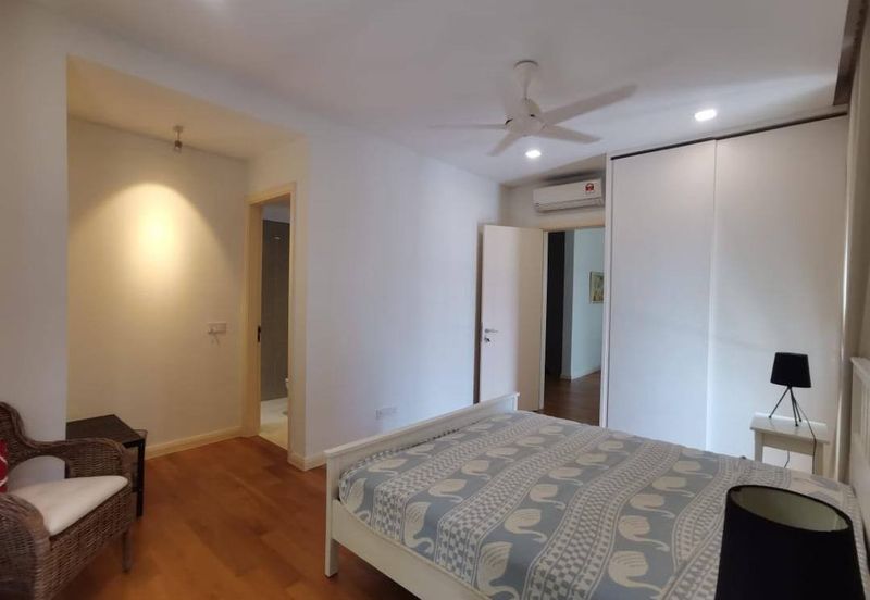 Emerald Bay @ Puteri harbour