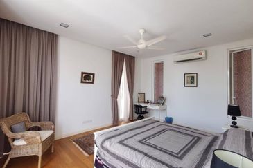 Emerald Bay @ Puteri harbour