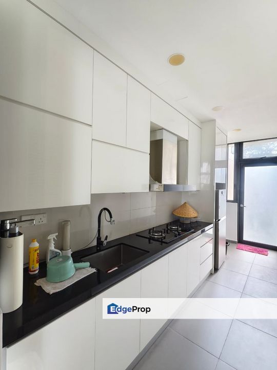 Double storey semi D landed renovated and guarded at sunway emerald residence , Johor, 