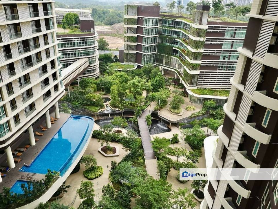 Afiniti residence service apartment fully furniture at legoland medini, Johor, 
