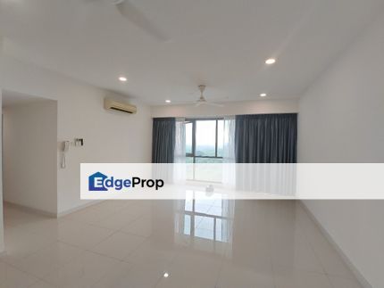 Full loan 3 room service apartment at iskandar residence medini iskandar puteri, Johor, Nusajaya
