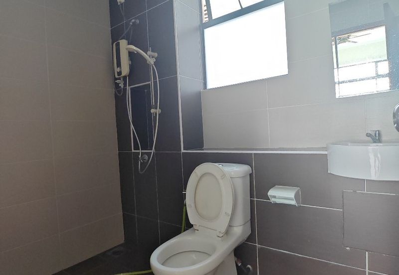 Seri Austin Luxury Apartment