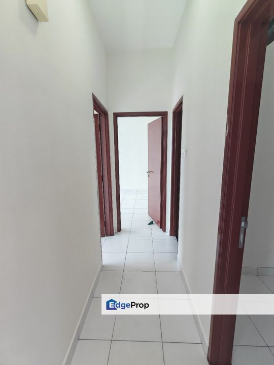 Freehold full loan 3 room service apartment 2 car park at seri austin johor bahru, Johor, Johor Bahru