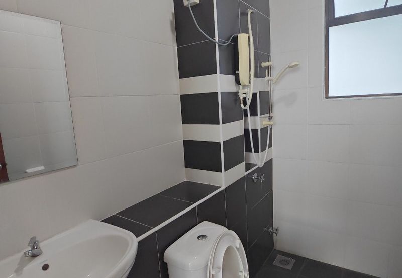 Seri Austin Luxury Apartment