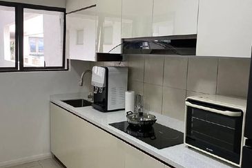 Dedaun Hijau (Greenfield Regency)